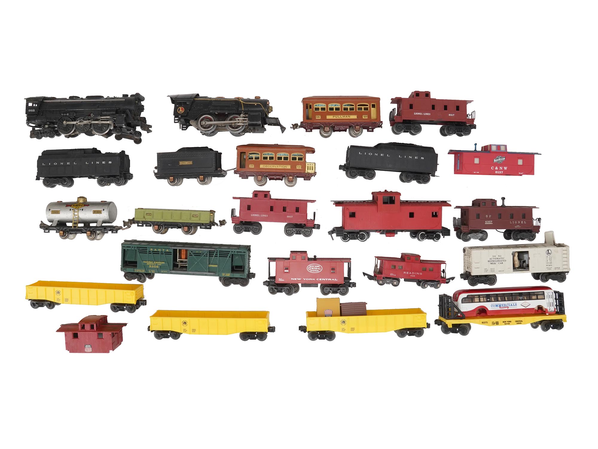 LIONEL ELECTRIC TOY TRAIN CARS RAILROAD & MANUALS PIC-1